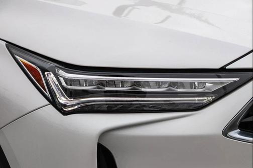 Platinum White Pearl 2024 Acura MDX Standard