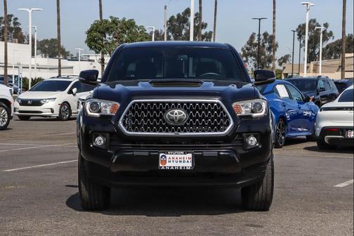 2018 Toyota Tacoma TRD Sport
