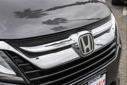 Modern Steel Metallic 2019 Honda Odyssey EX