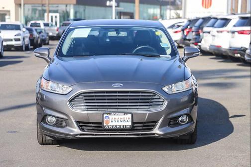 2014 Ford Fusion Hybrid SE