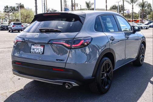 2024 Honda HR-V 2WD Sport