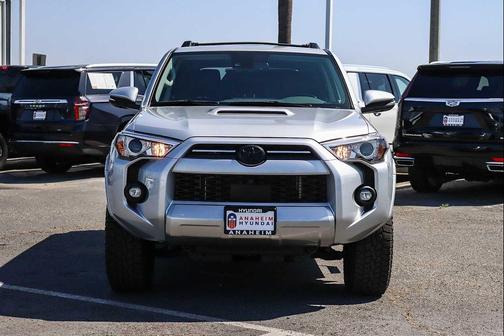 Classic Silver Metallic 2024 Toyota 4Runner TRD Off Road Premium