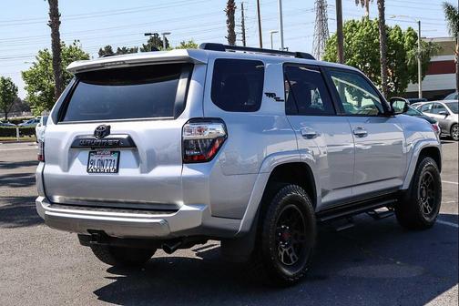 Classic Silver Metallic 2024 Toyota 4Runner TRD Off Road Premium