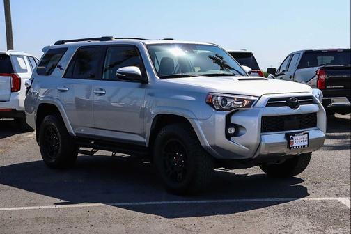 Classic Silver Metallic 2024 Toyota 4Runner TRD Off Road Premium