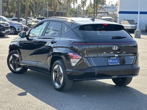 2025 Hyundai KONA EV SEL
