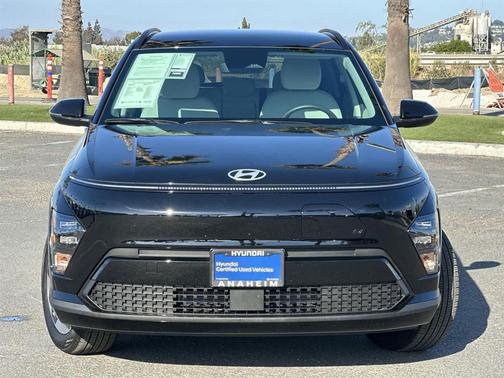 2025 Hyundai KONA EV SEL