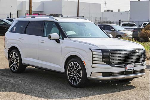 Creamy White Pearl 2026 Hyundai Palisade Hybrid Calligraphy