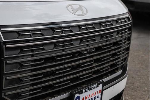 Creamy White Pearl 2026 Hyundai Palisade Hybrid Calligraphy