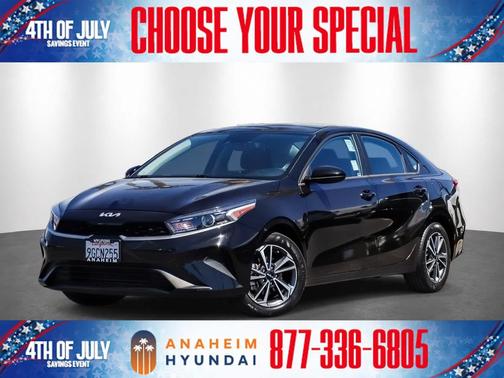 Aurora Black 2023 Kia Forte LXS