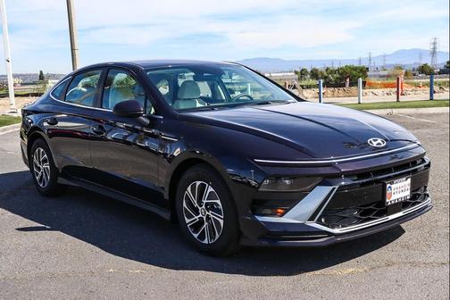 Carbon Blue 2026 Hyundai SONATA Hybrid Base