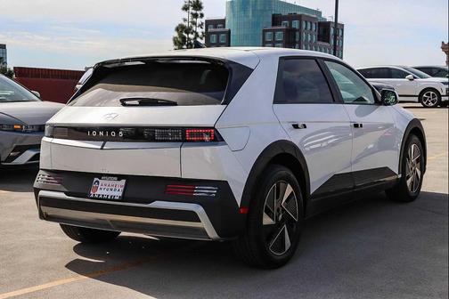 2026 Hyundai IONIQ 5 SEL