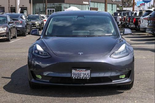 Gray 2023 Tesla Model 3 Standard Range