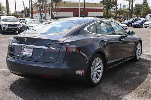 2016 Tesla Model S 