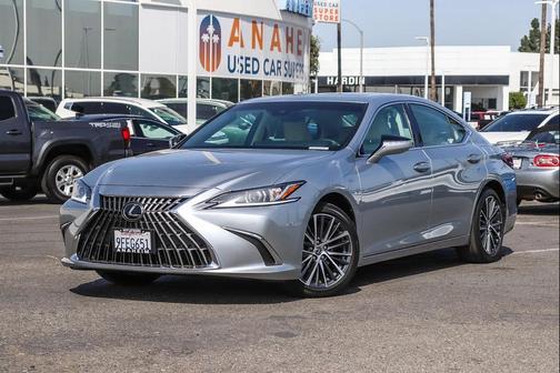 2023 Lexus ES 350 Base