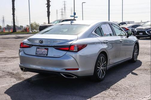 2023 Lexus ES 350 Base