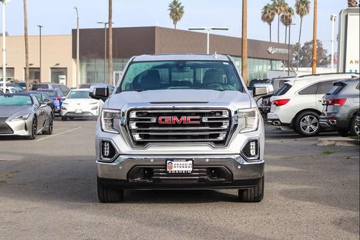 2019 GMC Sierra 1500 SLT