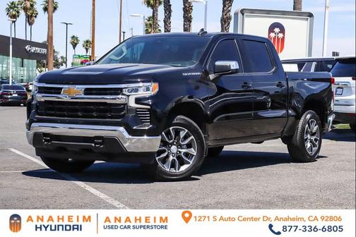 Black 2022 Chevrolet Silverado 1500 LT