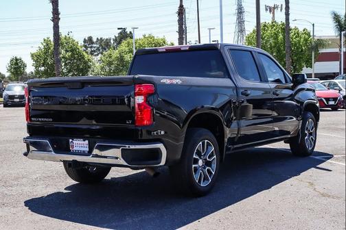 Black 2022 Chevrolet Silverado 1500 LT