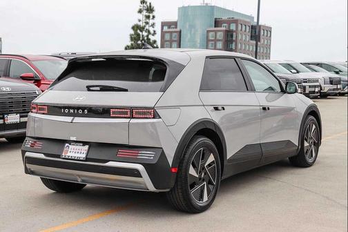 2026 Hyundai IONIQ 5 SEL