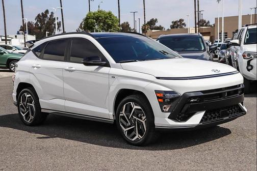 Atlas White 2024 Hyundai KONA N Line