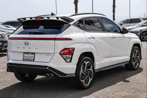 Atlas White 2024 Hyundai KONA N Line