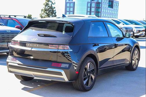 Abyss Black 2026 Hyundai IONIQ 5 SEL