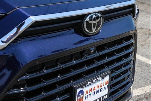 Blueprint 2024 Toyota Grand Highlander Platinum