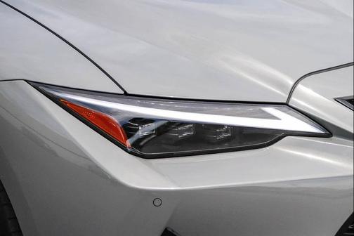 Incognito 2024 Lexus IS 500 F SPORT Performance Premium