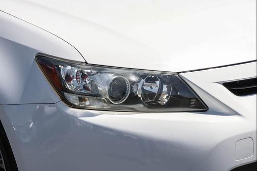 Super White 2013 Scion tC Base