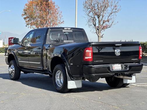 2019 RAM 3500 Limited Crew Cab 4x4 8' Box