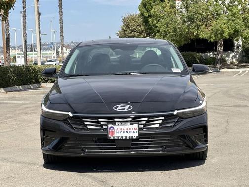 2025 Hyundai ELANTRA HEV Limited