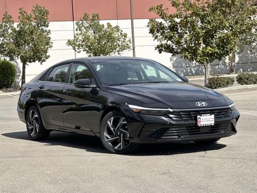 2025 Hyundai ELANTRA HEV Limited