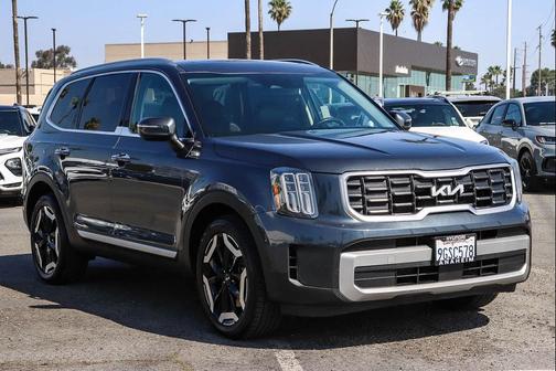 2023 Kia Telluride S