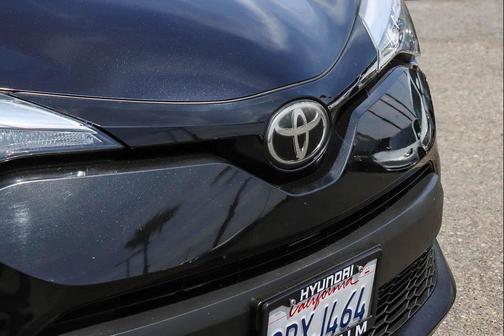 Black Sand Pearl 2020 Toyota C-HR XLE