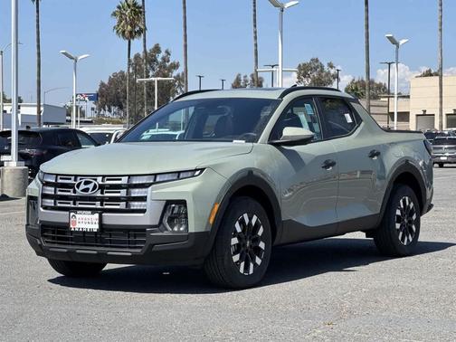 2026 Hyundai SANTA CRUZ SEL Activity