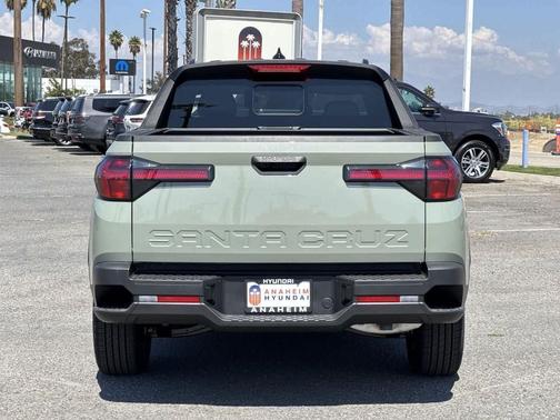 2026 Hyundai SANTA CRUZ SEL Activity