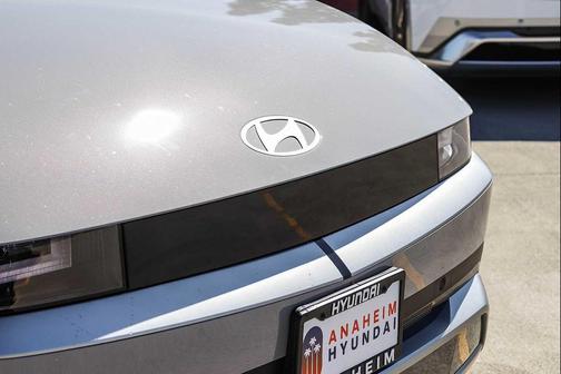 2026 Hyundai IONIQ 5 SE