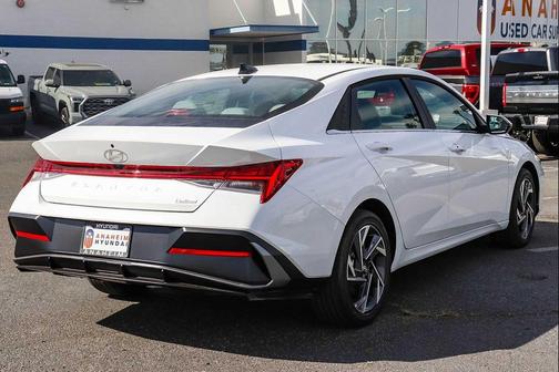 Serenity White Pearl 2026 Hyundai ELANTRA Limited