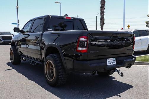 Diamond Black Crystal Pearlcoat 2020 RAM 1500 Rebel