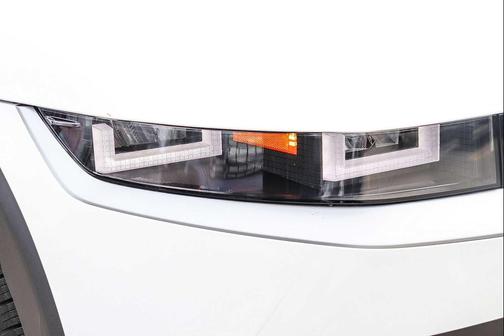 2026 Hyundai IONIQ 5 SE