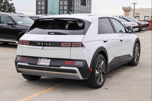2026 Hyundai IONIQ 5 SE