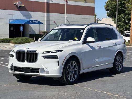 2023 BMW X7 xDrive40i