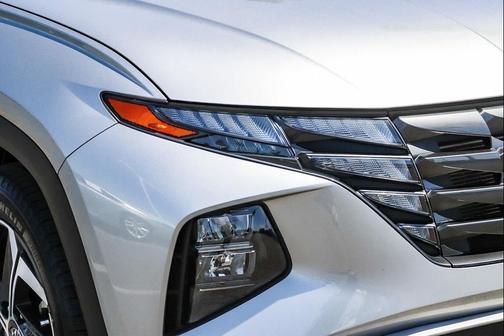 Shimmering Silver 2023 Hyundai TUCSON SEL