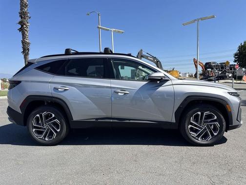 2025 Hyundai TUCSON Hybrid Limited