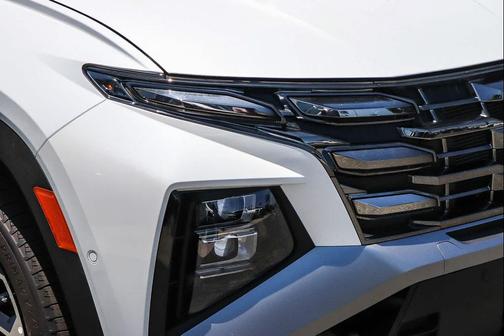 Creamy White Pearl 2026 Hyundai TUCSON Hybrid Limited