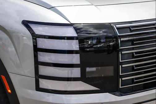 Typhoon Silver Metallic 2026 Hyundai Palisade Hybrid SEL 7P