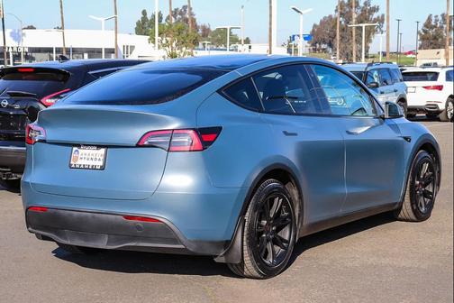 2020 Tesla Model Y Long Range Dual Motor All-Wheel Drive