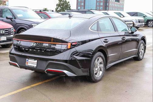 2026 Hyundai SONATA SE