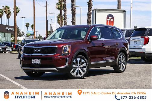 Sangria 2022 Kia Telluride EX