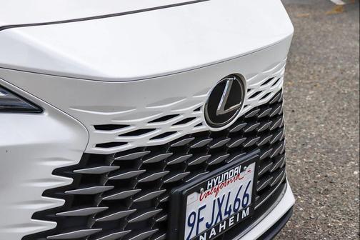 Eminent White Pearl 2023 Lexus RX 350 Base